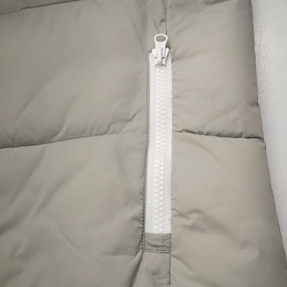 Joe Fresh Ladies Size Large Grey with White Accents Full Zip Puffy Vest - Picture 7 of 9